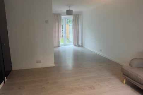 35 Oakfields - Li...