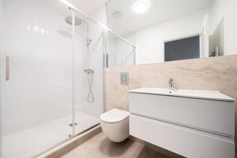 Shower room.jpg