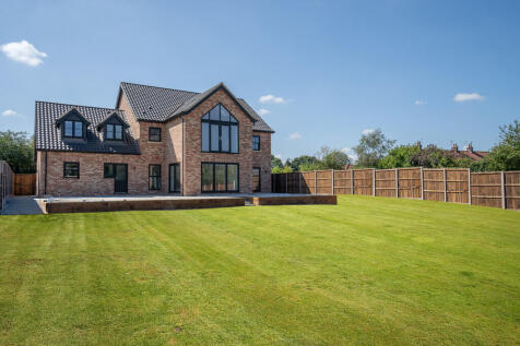 Rear of Plot 1