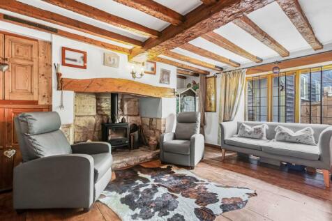 Snug/Dining Room