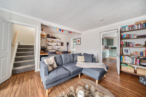 Sitting/Dining Room