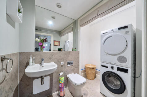 Cloakroom/Utility