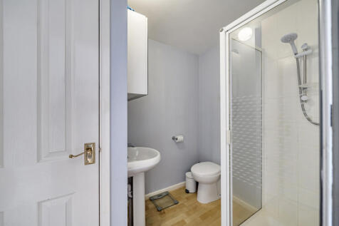 Shower Room.