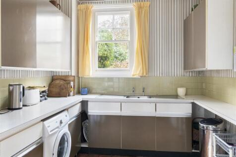 LE 001-25 - hdr-23.JPG