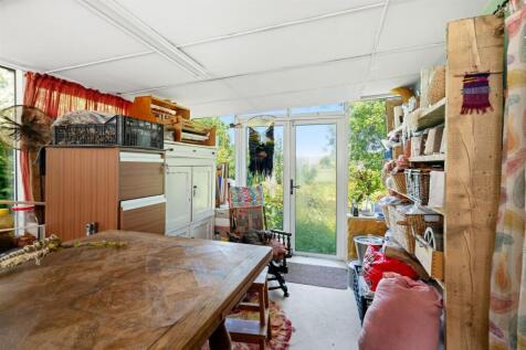 LE Barn hdr-53.jpg