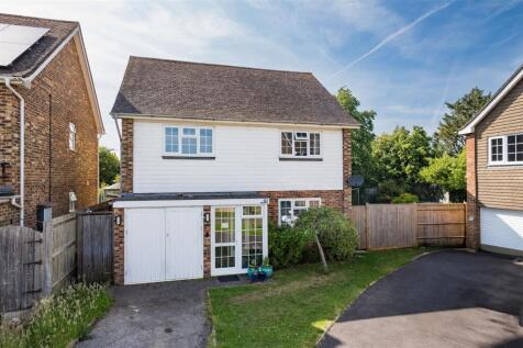 Christie avenue - external pictures .jpg