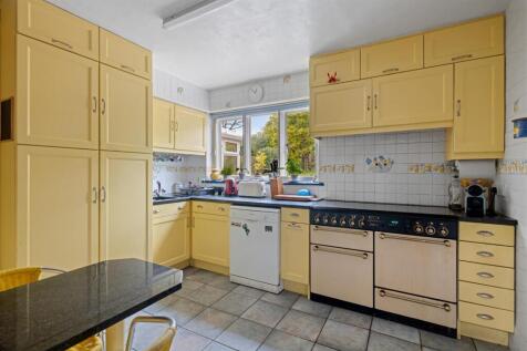 LE030-24 hdr-13.jpg