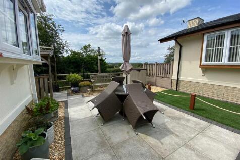Patio Area.jpg