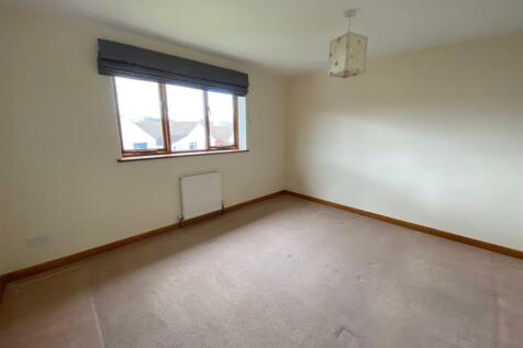 Bedroom One.jpg