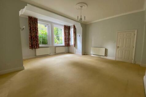 Living Room.jpg