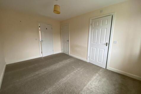 Bedroom One.jpg