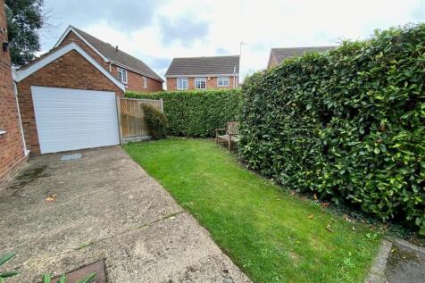 Front Garden.jpg