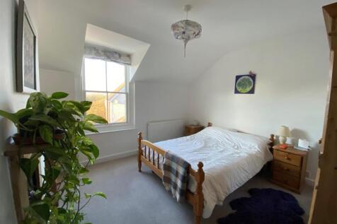 Bedroom One.jpg