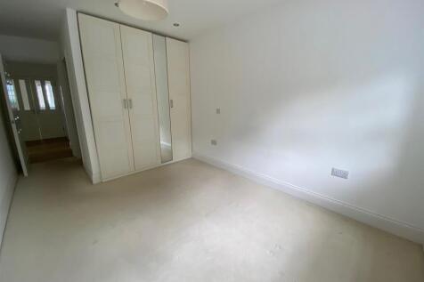 Bedroom. One.jpg