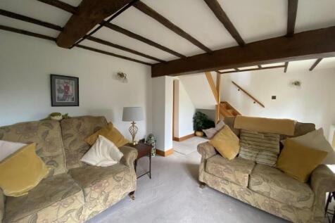 Living Room.jpg