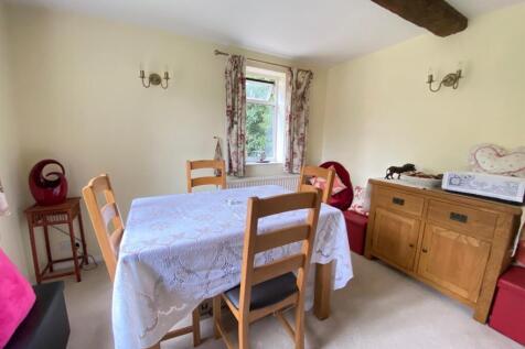 Dining Room.jpg