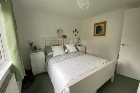 Bedroom One.jpg