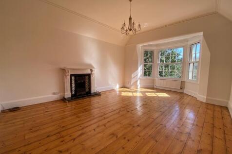 Living Room.jpg