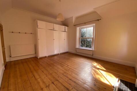 Bedroom One.jpg