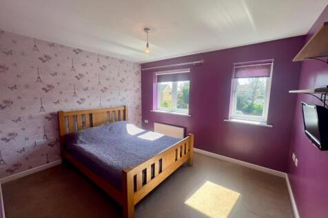 Bedroom One.jpg