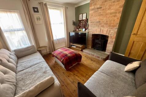 Living Room.jpg