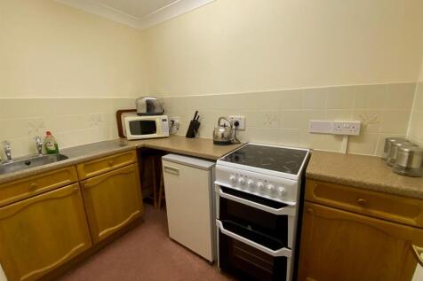 Guest Suite Kitchen.jpg