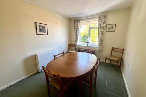 Dining Room.jpg