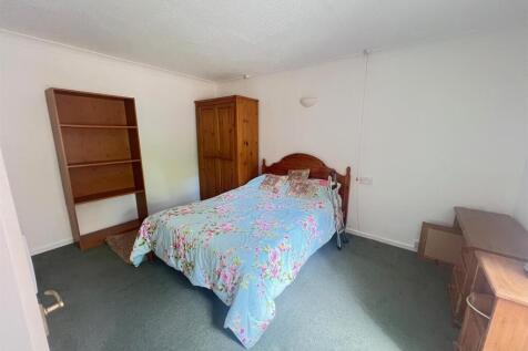 New Bedroom One.jpg