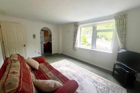New Living Room 2.jpg