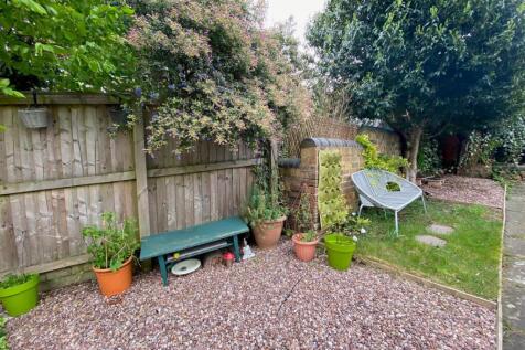Rear Garden.jpg