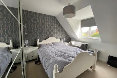 Bedroom One.jpg