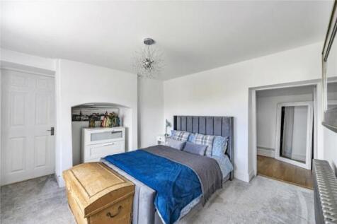 master bedroom.jpeg