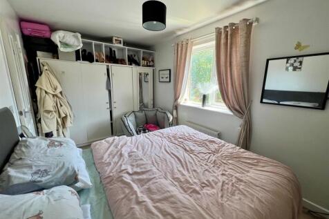Bedroom One 2.jpg