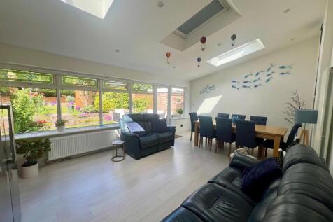 family room.jpg