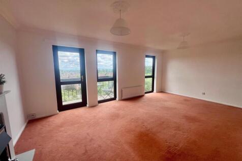 Living Room 3.jpg