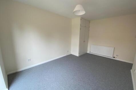 Bedroom One.jpg