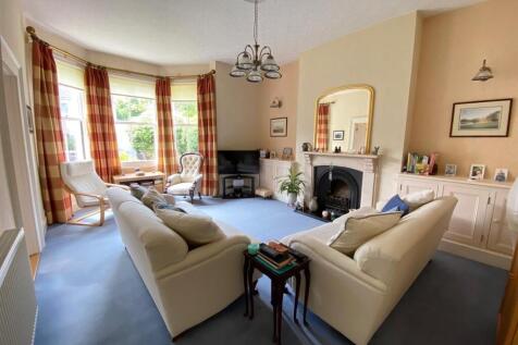 Sitting Room.jpg