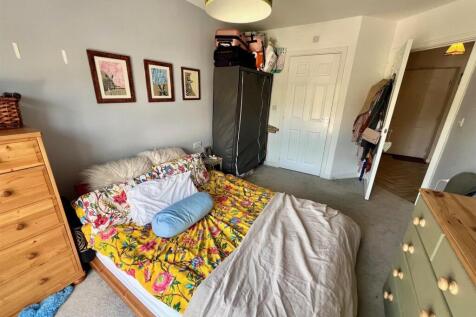 bed one.jpg
