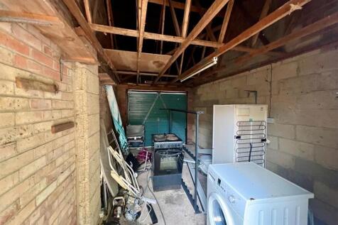 Garage.jpg