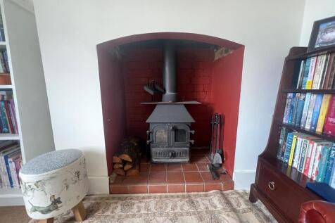 Log Burner.jpg