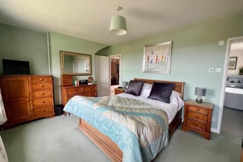 Bed Room One 3.jpg