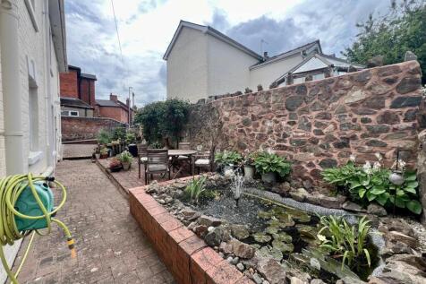 Garden 2.jpg