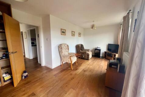 Living Room.jpg