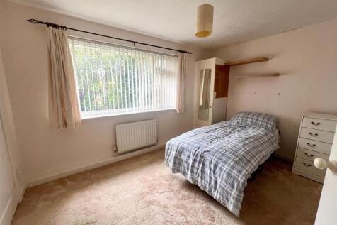 Bedroom One .jpg