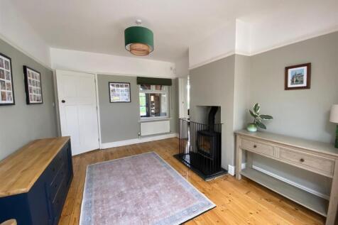 Sitting Room.jpg