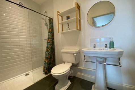 Ensuite.jpg