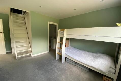Bedroom One.jpg