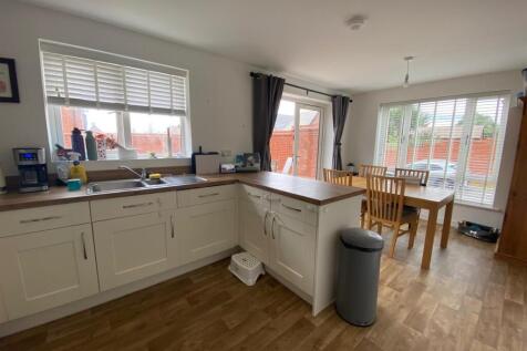 Kitchen Dining Room.jpg