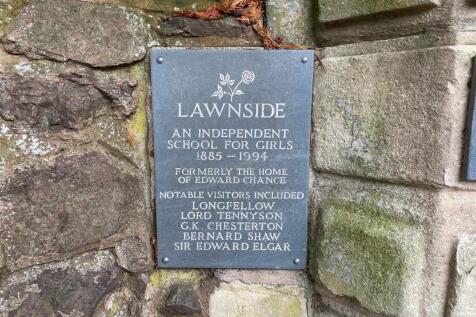 Plaque.jpg