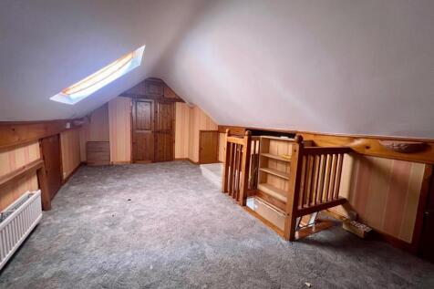 Loft room.jpg